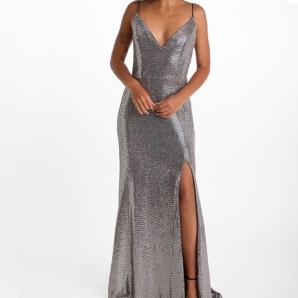 Express NWT Sequin Maxi Dress Gown Silver Gray Side Slit Sleeveless  size Small